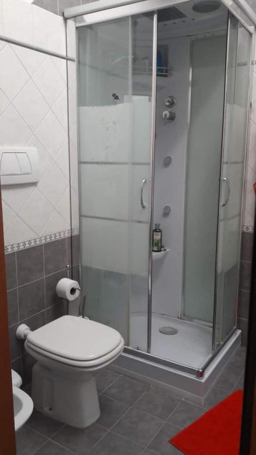 Lillo'S Flat Apartment Болоня Екстериор снимка